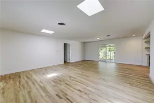 4804 Menchaca Rd, Austin, TX 78745 - Photo 13