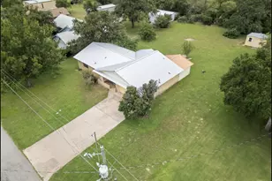301 Reven Acres Dr, Kingsland, TX 78639 - Photo 3
