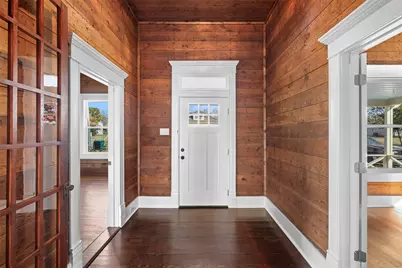 1019 W 4th Street, Taylor, TX 76574 - Photo 3