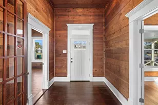 1019 W 4th St, Taylor, TX 76574 - Photo 3