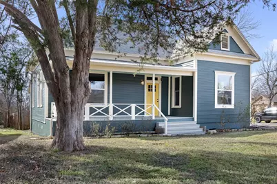 1019 W 4th Street, Taylor, TX 76574 - Photo 3