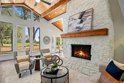 9112 Balcones Club Drive, Austin, TX 78750 - Photo 5