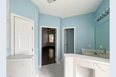 3917 Bronco Bend Loop, Austin, TX 78744 - Photo 23