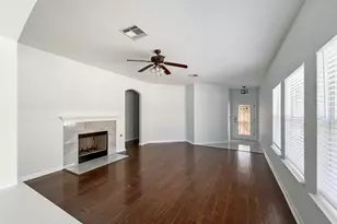3917 Bronco Bend Loop, Austin, TX 78744 - Photo 5
