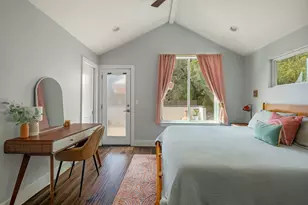 2812 Oak Springs Dr, Austin, TX 78702 - Photo 21