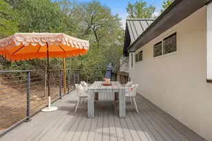 2812 Oak Springs Dr, Austin, TX 78702 - Photo 31