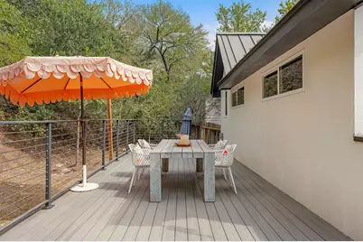 2812 Oak Springs Drive #2, Austin, TX 78702 - Photo 31