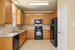 10403 Wylie Dr, Austin, TX 78748 - Photo 13