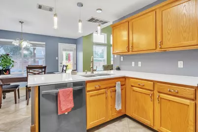 1700 W Pflugerville Parkway, Round Rock, TX 78664 - Photo 19