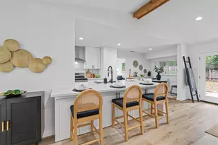 2110 Malvern Hill Dr, Austin, TX 78745 - Photo 9