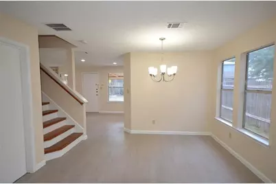 13903 Lothian Drive, Pflugerville, TX 78660 - Photo 9
