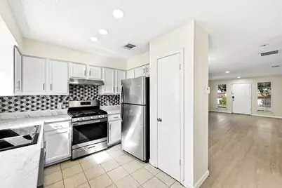 13903 Lothian Drive, Pflugerville, TX 78660 - Photo 15