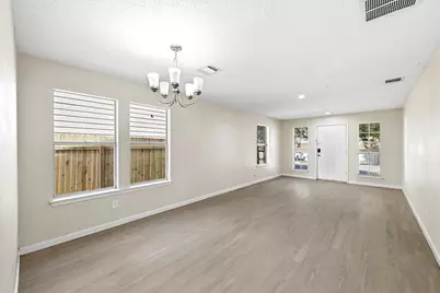 13903 Lothian Drive, Pflugerville, TX 78660 - Photo 11