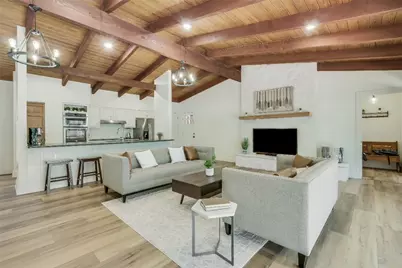 6201 Valleyview Street, Lago Vista, TX 78645 - Photo 9