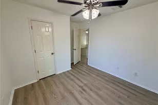 1148 Shadow Creek Blvd, Buda, TX 78610 - Photo 17