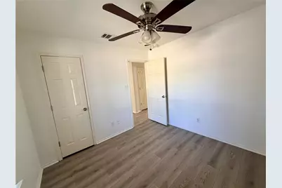 1148 Shadow Creek Boulevard, Buda, TX 78610 - Photo 15