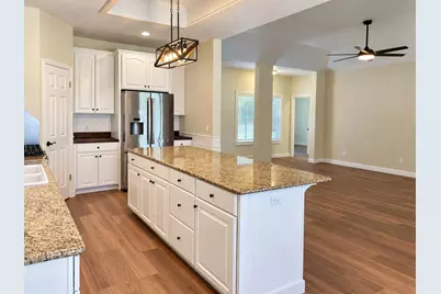 831 Whispering Oaks Drive, Giddings, TX 78942 - Photo 9