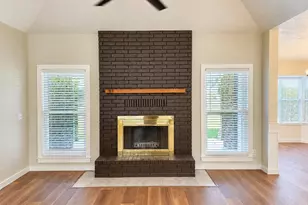 831 Whispering Oaks Dr, Giddings, TX 78942 - Photo 5