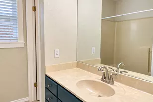 831 Whispering Oaks Dr, Giddings, TX 78942 - Photo 29