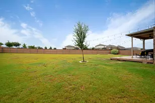 129 Purple Heart Dr, Buda, TX 78610 - Photo 29