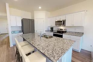 402 Sunlight Lake Boulevard, Hutto, TX 78634 - Photo 3