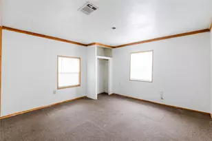 310 E Parsons St, Manor, TX 78653 - Photo 9