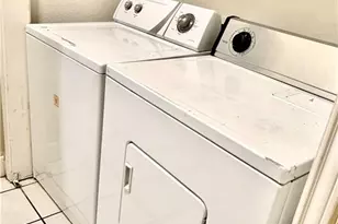 503 E 38th St, Austin, TX 78705 - Photo 11