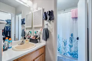 12309 Patron Dr, Austin, TX 78758 - Photo 29