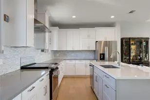 21013 Nimitz Ave, Lago Vista, TX 78645 - Photo 11