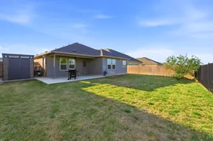9216 Daisy Cutter Crossing, Georgetown, TX 78626 - Photo 23