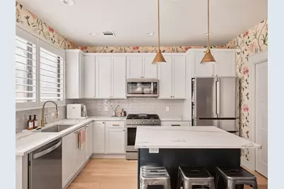 1101 1/2 Fiesta Street #1, Austin, TX 78702 - Photo 11