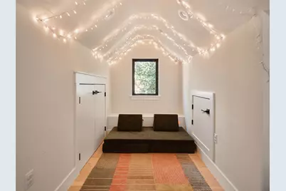1101 1/2 Fiesta Street #1, Austin, TX 78702 - Photo 25