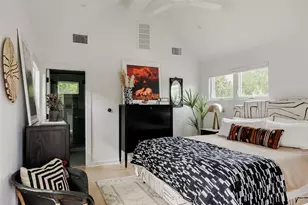 43 Lynn St, Austin, TX 78702 - Photo 17
