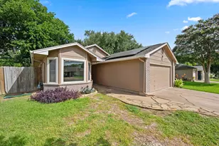 16308 Parkway Dr, Pflugerville, TX 78660 - Photo 1