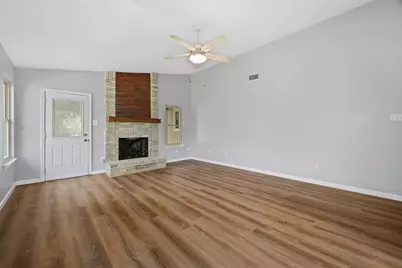 16308 Parkway Drive, Pflugerville, TX 78660 - Photo 9