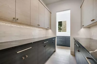 98 Wennmohs Place, Horseshoe Bay, TX 78657 - Photo 13