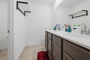 205 Stinchcomb Rd, Hutto, TX 78634 - Photo 23