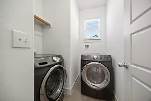 7201 Mowbray St, Austin, TX 78741 - Photo 29
