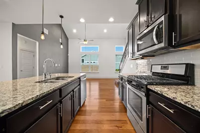7201 Mowbray Street, Austin, TX 78741 - Photo 11