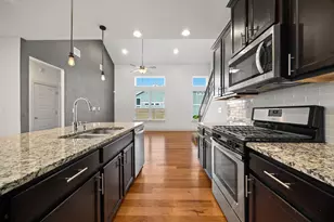7201 Mowbray St, Austin, TX 78741 - Photo 11
