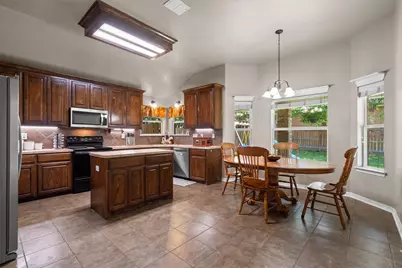 810 Heather Marie Court, Temple, TX 76502 - Photo 11