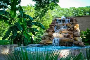 730 E Mather St, New Braunfels, TX 78130 - Photo 17