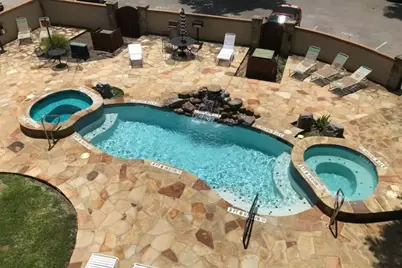 730 E Mather Street, New Braunfels, TX 78130 - Photo 15