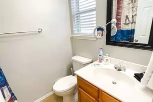 730 E Mather St, New Braunfels, TX 78130 - Photo 9