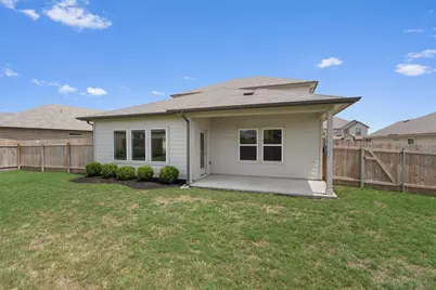 209 Golden Plains Parkway, Hutto, TX 78634 - Photo 35