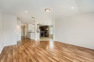 302 Floating Leaf Dr, Hutto, TX 78634 - Photo 7