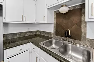 1405 Hartford Rd, Austin, TX 78703 - Photo 15