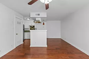 1405 Hartford Rd, Austin, TX 78703 - Photo 3