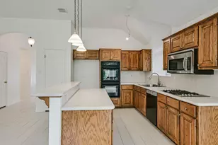 10817 Redmond Rd, Austin, TX 78739 - Photo 9