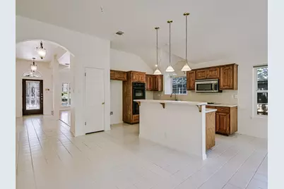 10817 Redmond Road, Austin, TX 78739 - Photo 3
